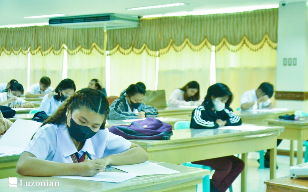Three college departments secures back-to-back wins in Foundation Week Writing Contests